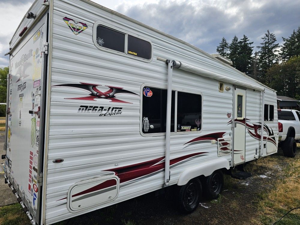 Toy Hauler 2008