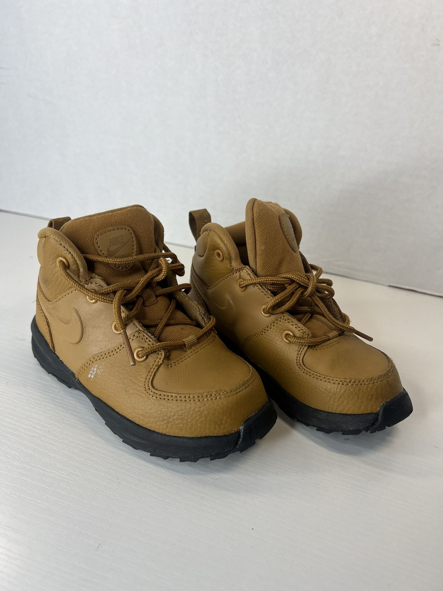 Nike Manoa Kids Boots Size 10C