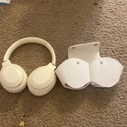 Headphone + Leather Headphone Case