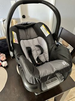 Baby Trend Car Seat