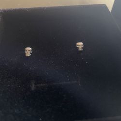 Chrome Hearts skull stud earrings