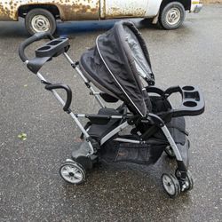 Stroller 