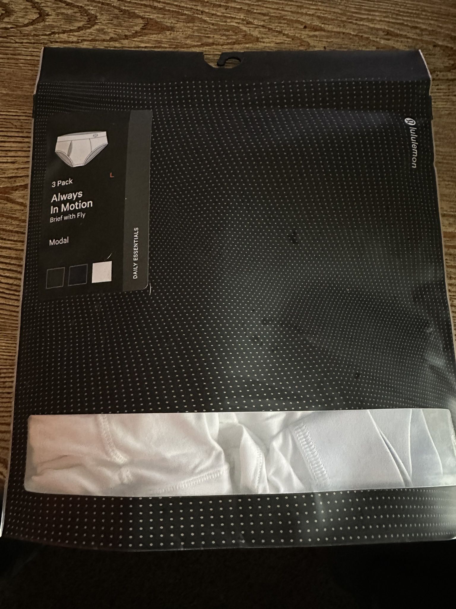 Unopened Lulu Lemon Mens Size L Briefs