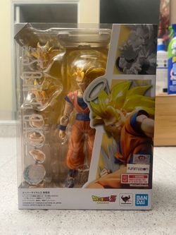 Dragon Ball Z S.H.Figuarts Super Saiyan 3 Goku Action Figure
