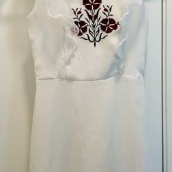 White Embroidered Dress by Marc – Size XS