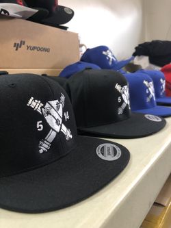 12 custom Snapbacks with your logo custom 3D Puff or Flat Embroidery