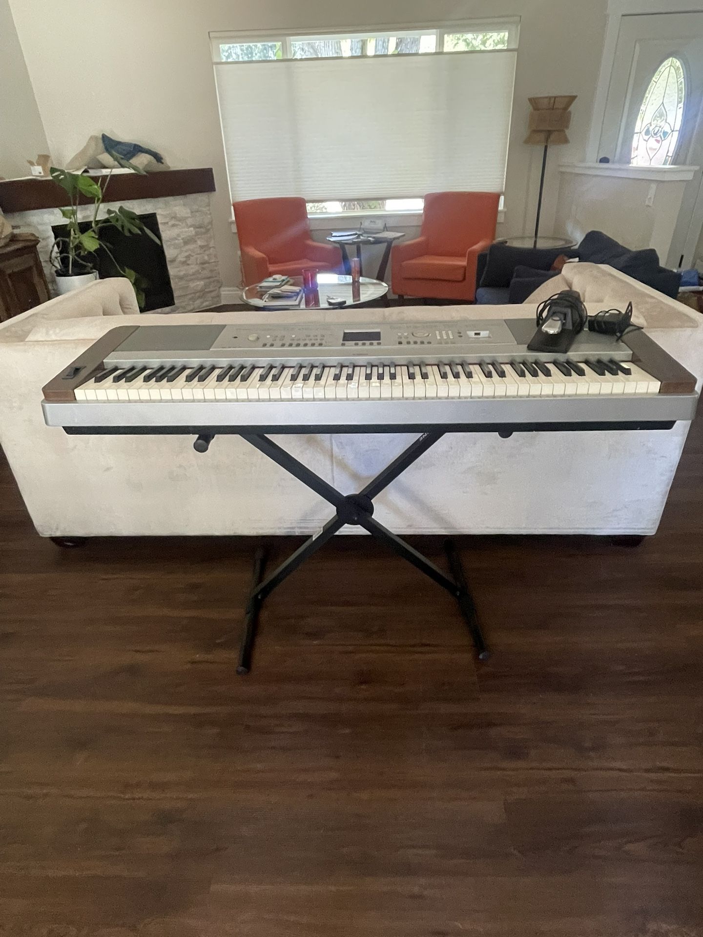 Full Size 88 Key Yamaha Digital Piano 
