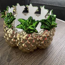 Candle holder ( the candle is not included) New 