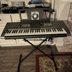Yamaha Keyboard 