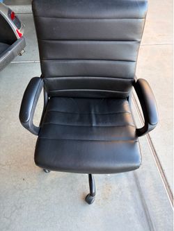 Black Ribbed Faux Leather Office Chair