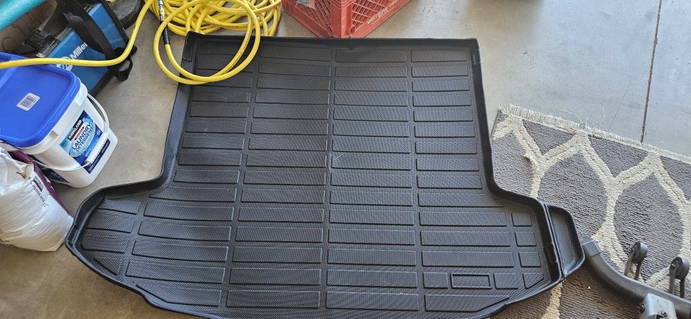 24-25 Kia Sportage trunk mat
