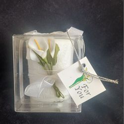 16pc Calla Lily Design Candle Favors