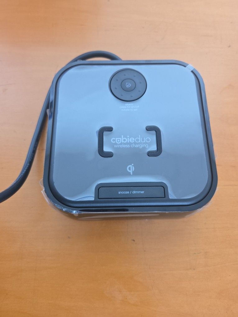 Cubieduo Alarm Clock With Wireless Charger