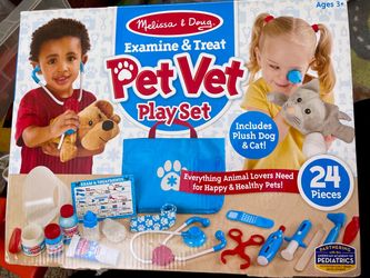 Melissa & Doug Pet Vet Play Set - 24 Pieces (Includes Plush Dog & Cat!)