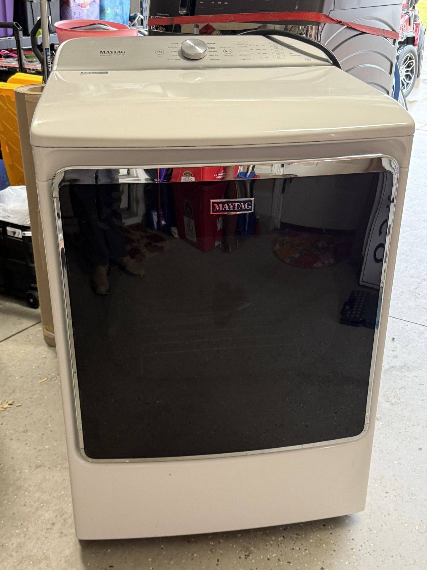 Maytag Heavy duty Dryer