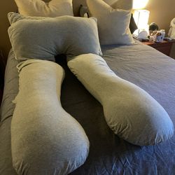 Pregnancy Pillow