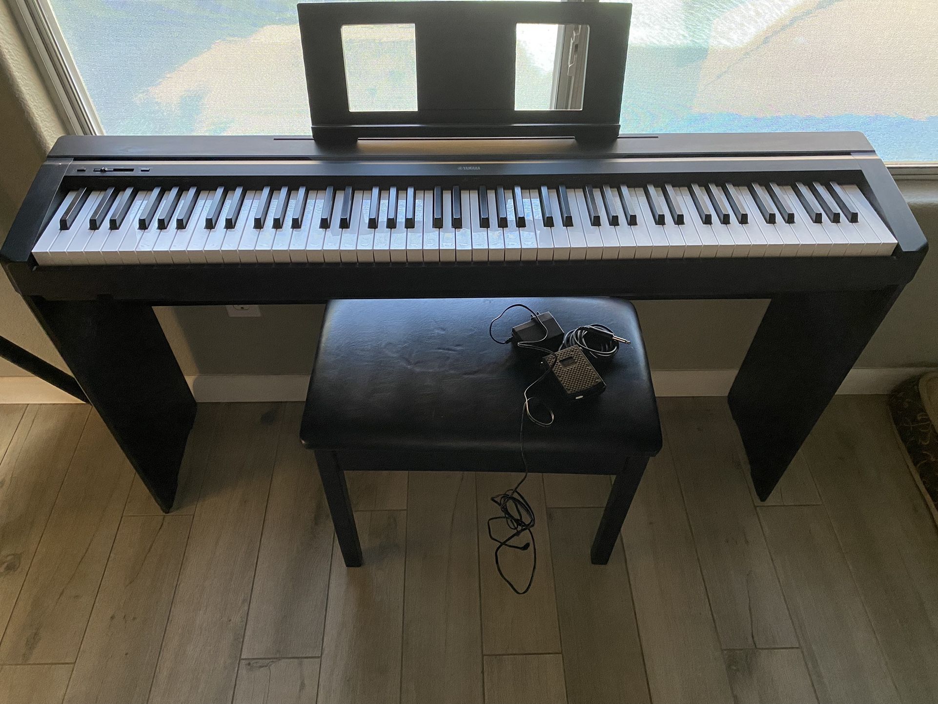 Yamaha P45LXB Digital Piano With Stand, Bench and Sustain Pedal for