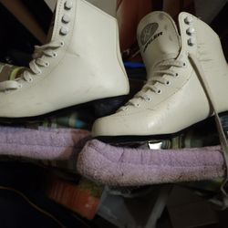 Ice Skates 