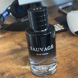 Dior Sauvage Eau De Parfum