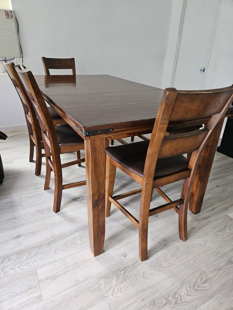 6 PC WOOD DINING TABLE