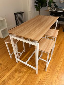 Bar Table Set