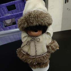 Precious Moments 9" Eskimo Doll & Stand 