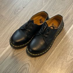 Dr. Marten Shoes