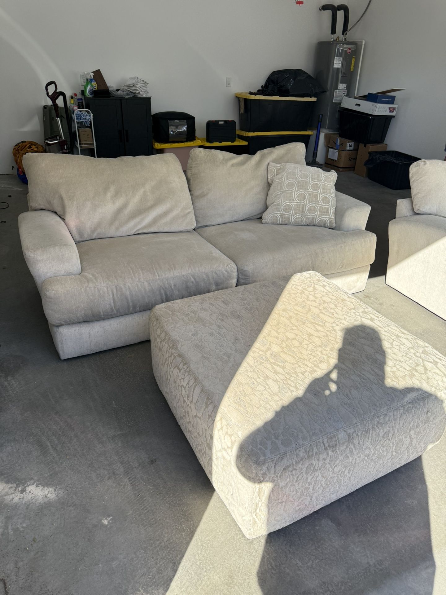 American Furniture Warehouse 3 S eat Sofa With Ottoman 250obo