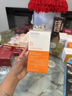 Dr. Dennis Gross Skincare  Alpha Beta® Universal Daily Peel Pads FIRM PRICE