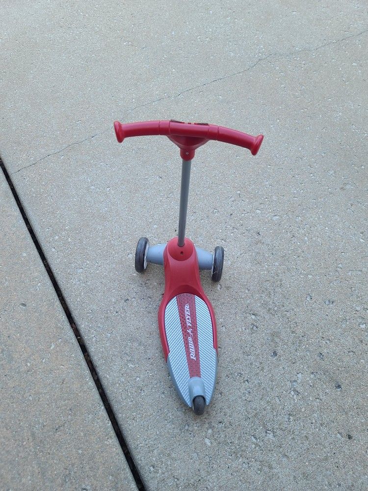 Kids Radio Flyer Scooter