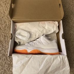 Jordan 11 Retro Low Citrus