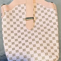 Cute pink purse with gold chain strap brand new