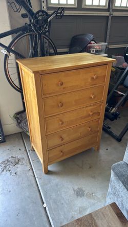 Dresser