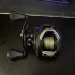 Daiwa CC80 Bait Caster 