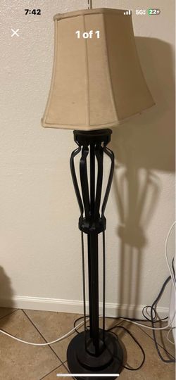 Floor lamp