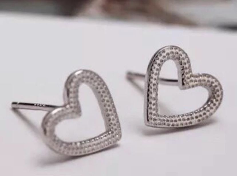 925 silver open heart stud earrings