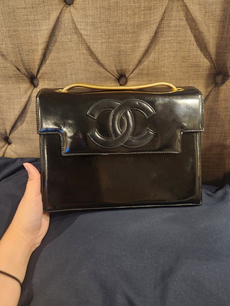 Authentic Rare Chanel Vintage Patent Logo Bag