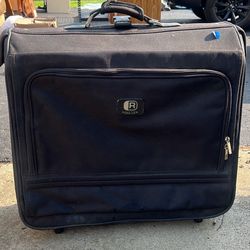 Kenneth Cole reaction garment bag 