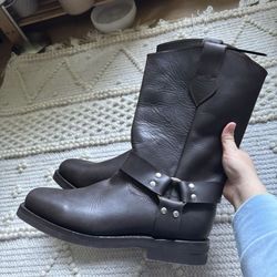 LOW PRICE MOVING- $600 RETAIL NEW CUSTOM GENUINE LEATHER MENS BIKER WESTERN COWBOY BOOTS 