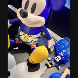 Mickey Coach Rare 300$ 