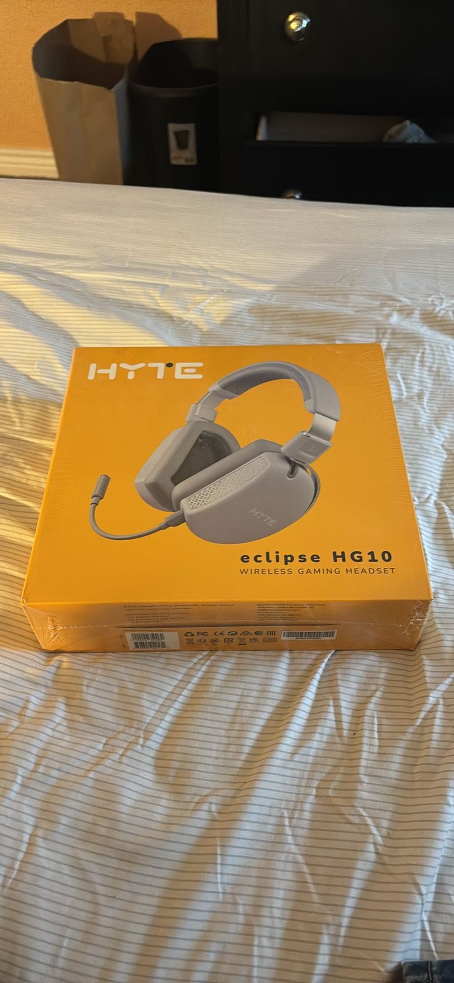 HYTE wireless Headset