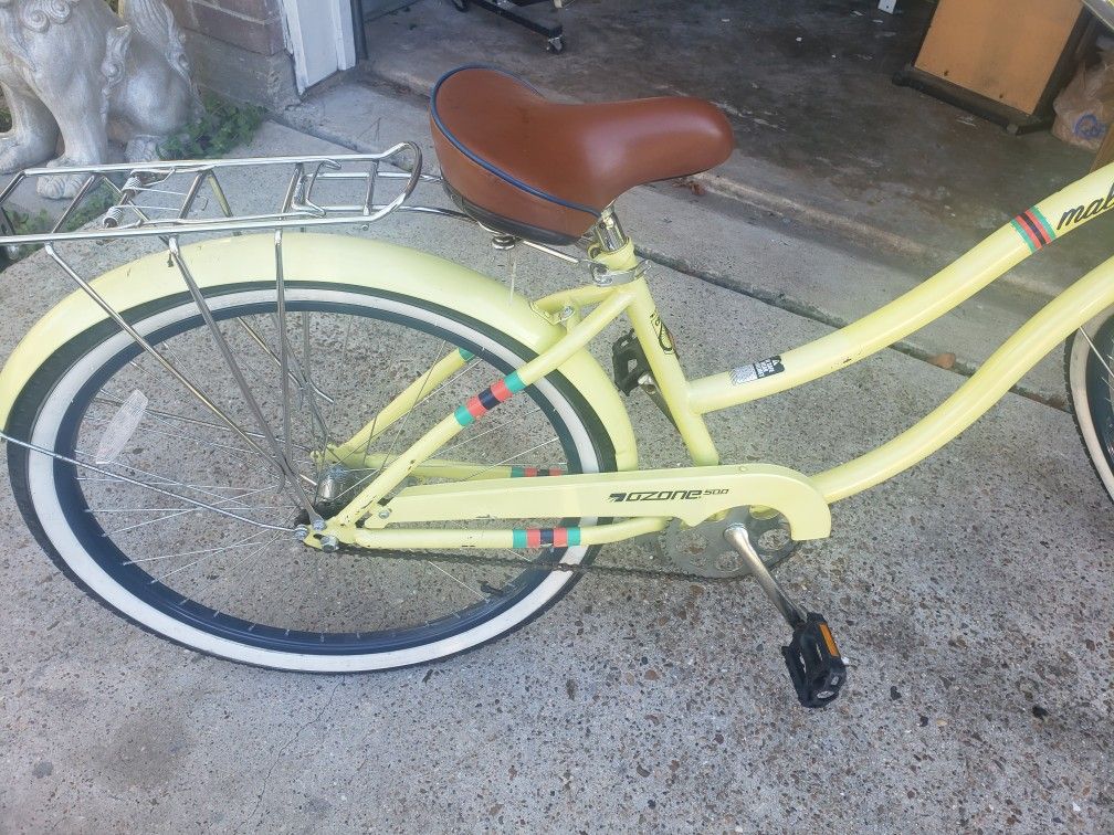 Dynacraft Ozone 500 Malibu 26 Bike Yellow for Sale in Humble TX OfferUp