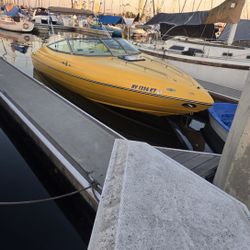 2001 Mariah 25ft $18000