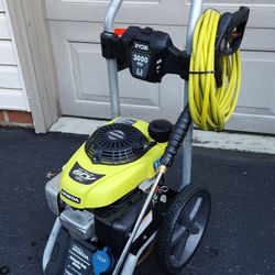 Ryobi Pressure Washer - Honda Powered