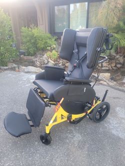 Broda Traversa Transport Chair adjustable