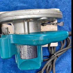 Makita 7 1/4 Circular Saw $60