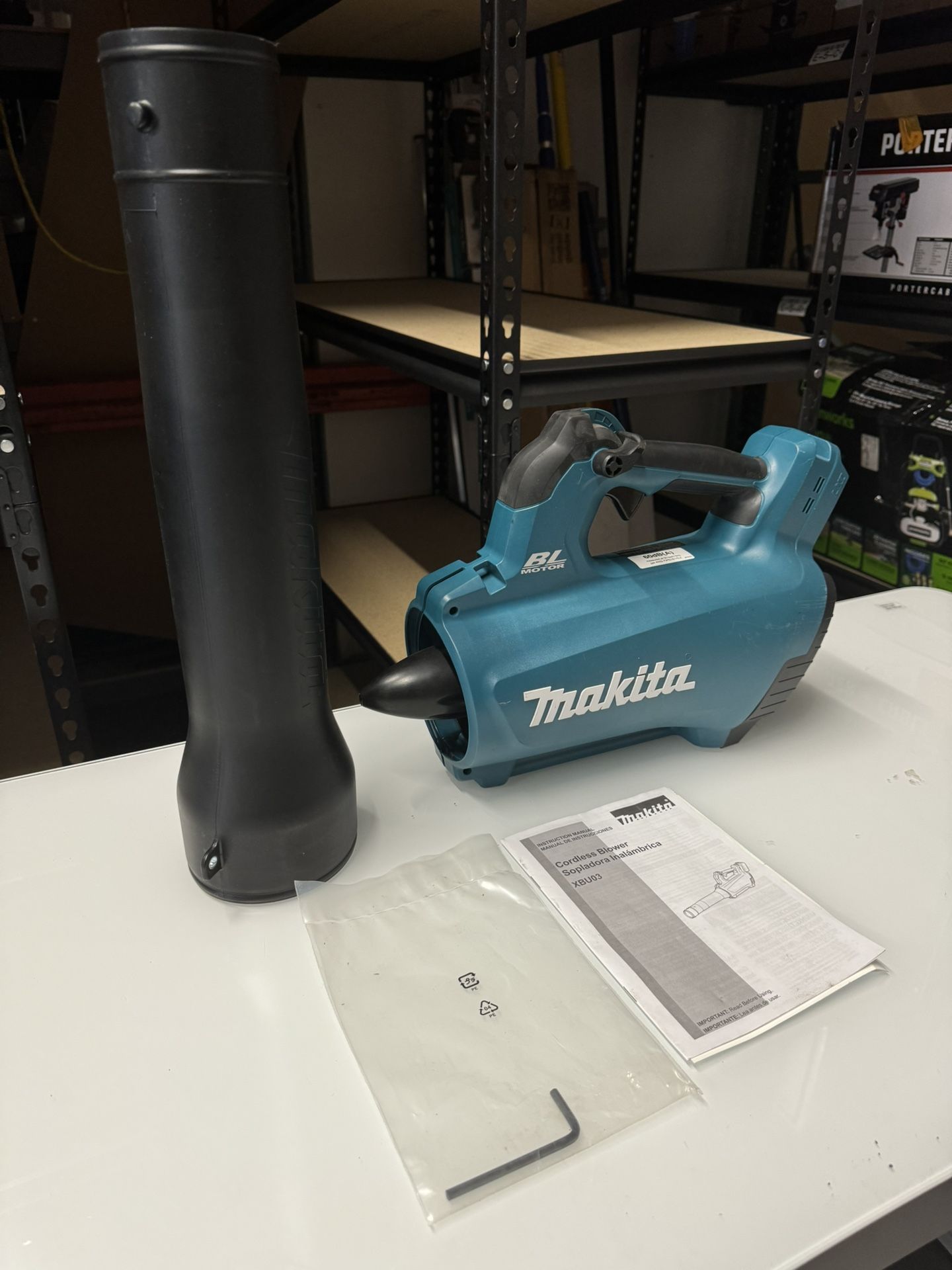 Makita XBU03Z 116 MPH 459 CFM 18V LXT Lithium-Ion Brushless Cordless Leaf Blower (Tool-Only)