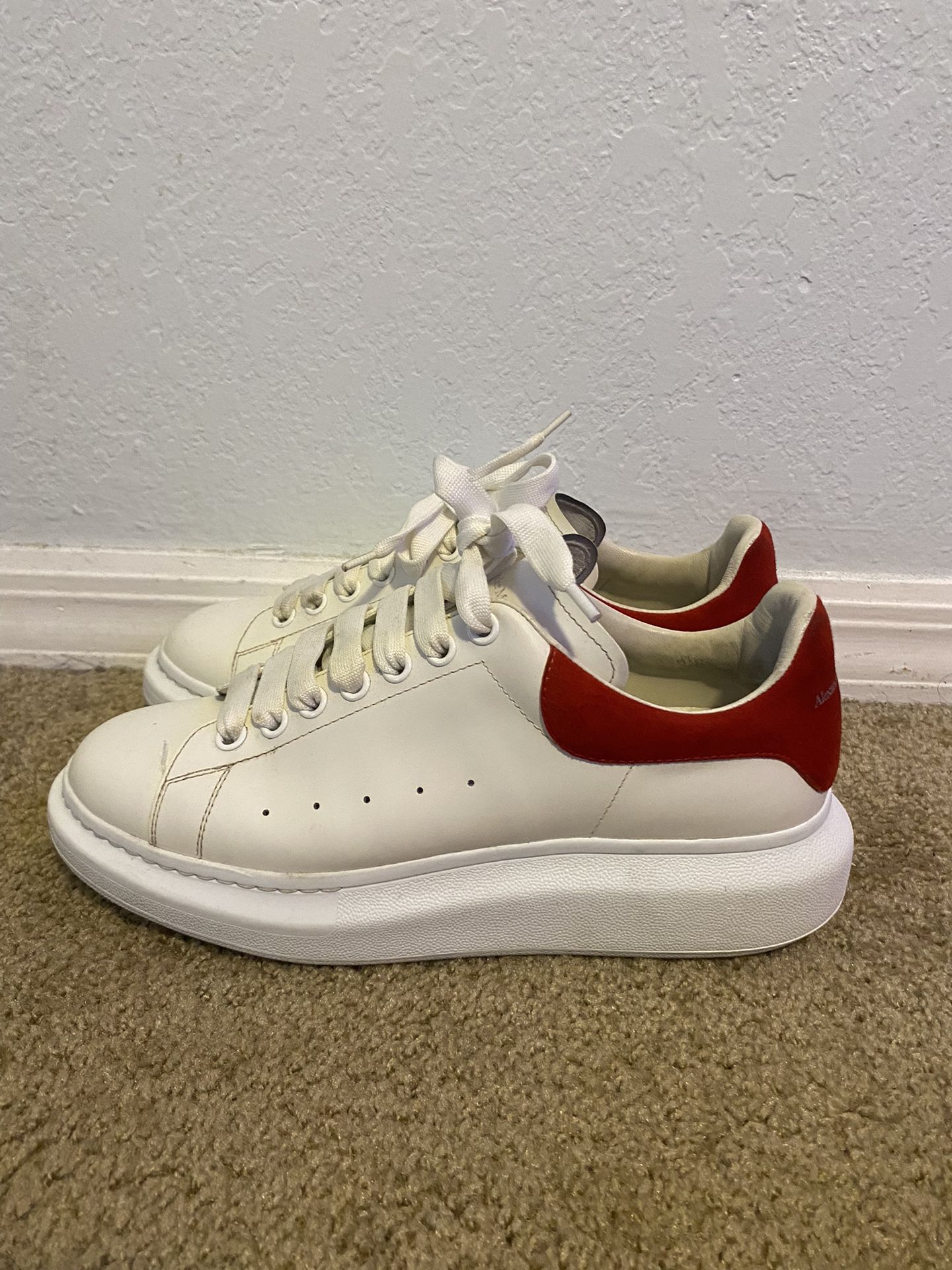 Alexander Mqueen Men’s Oversized Suede Heel Detail Sneakers