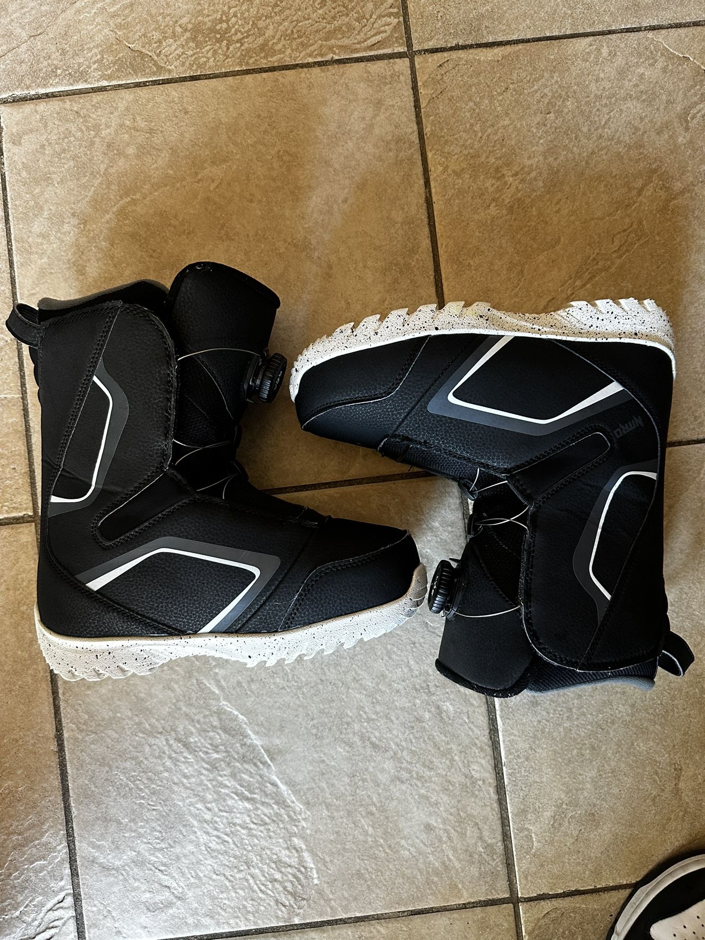 Boa Snow Boots