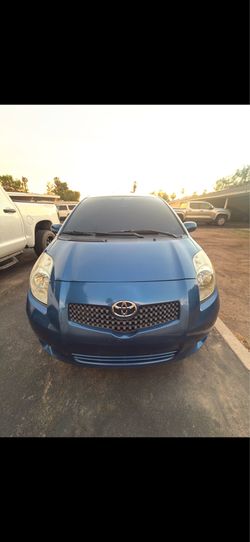 2008 Toyota Yaris 2D